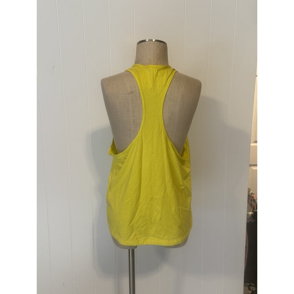 Adidas Shirt Womens XL Yellow Sleeveless Tank Top Athletic Spell Out Logo Gym - Picture 6 of 8